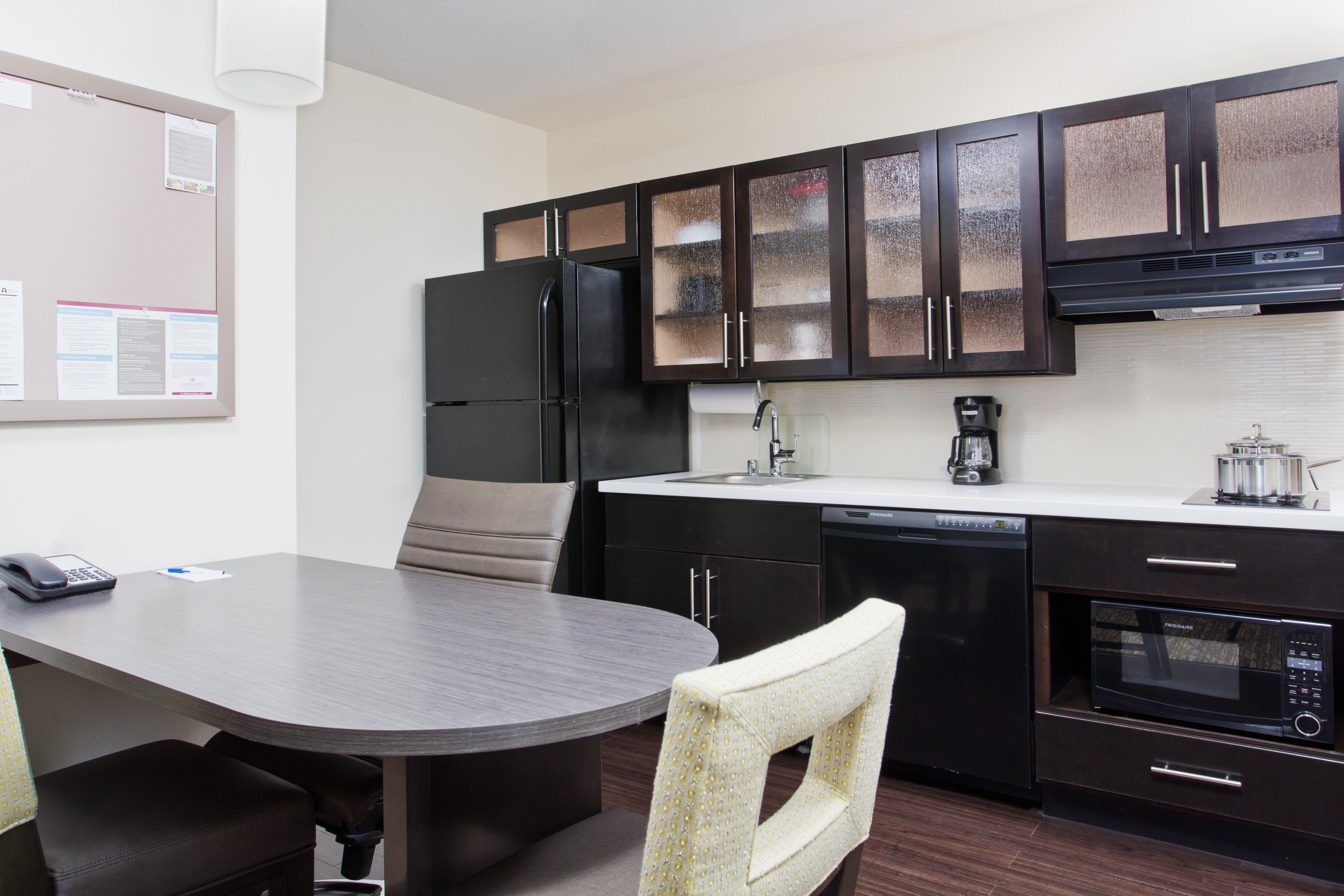 Candlewood Suites Fort Campbell - Oak Grove By Ihg Exterior foto