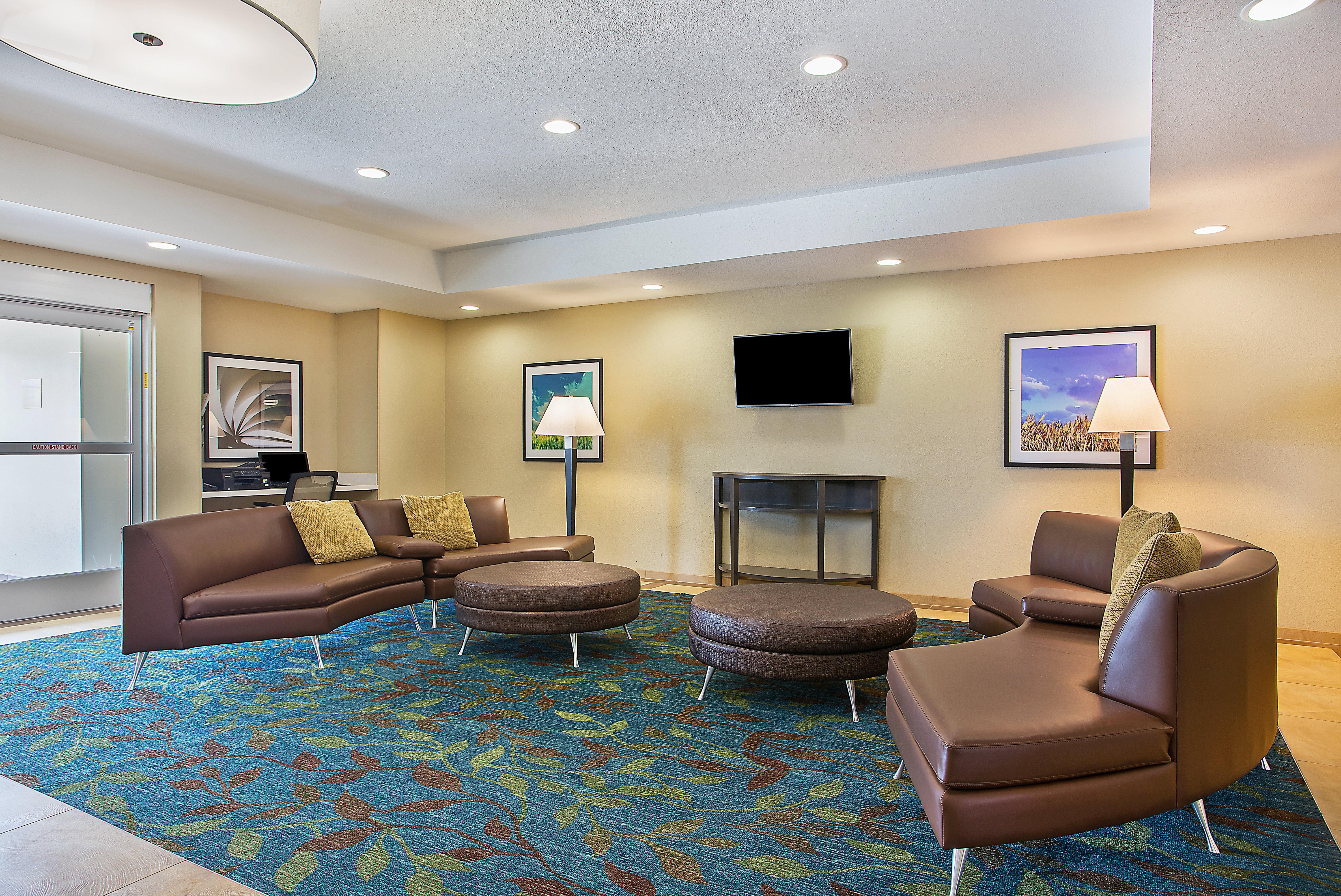 Candlewood Suites Fort Campbell - Oak Grove By Ihg Exterior foto